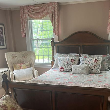 Antique1242 British Bed & Breakfast Enfield Buitenkant foto