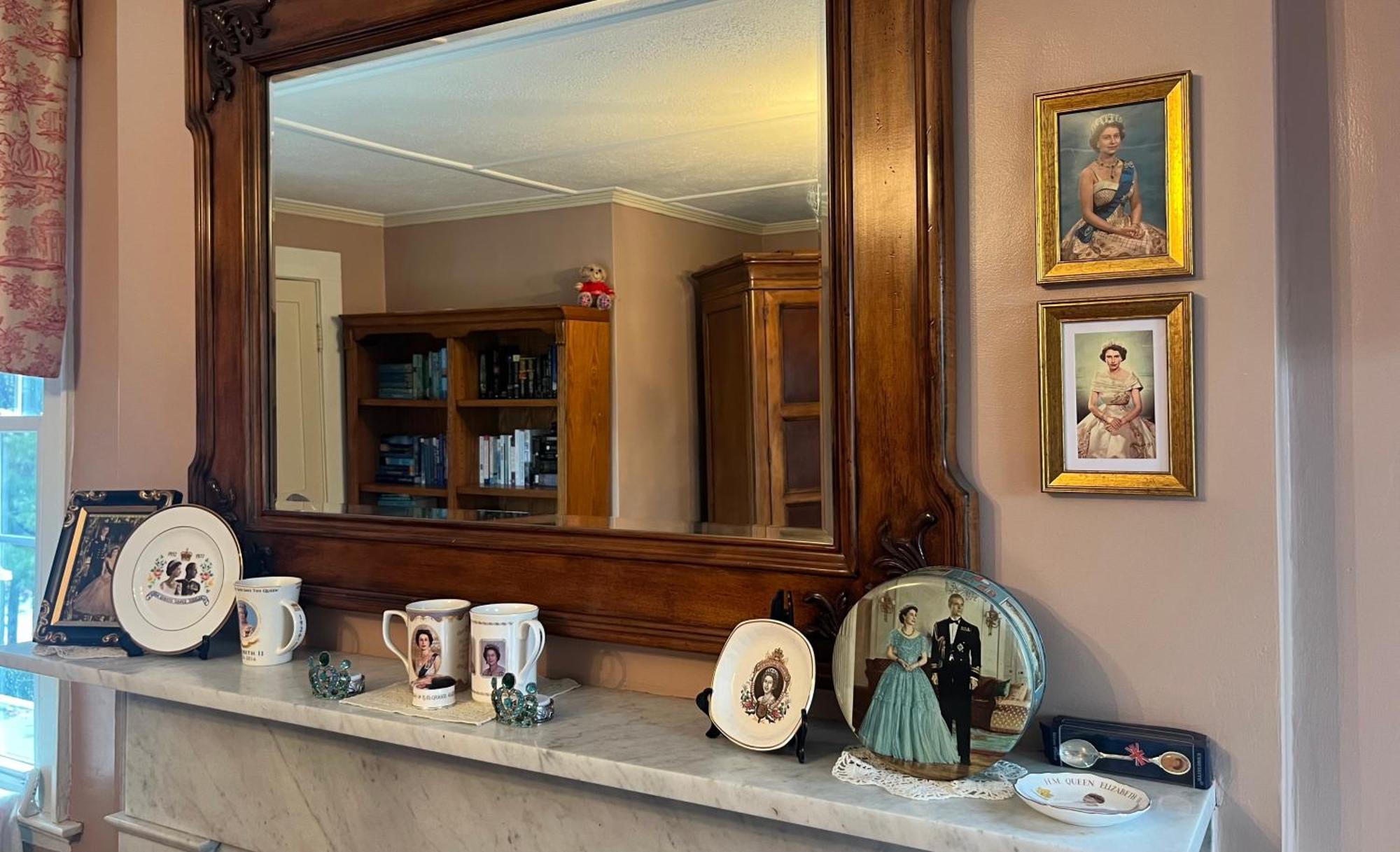 Antique1242 British Bed & Breakfast Enfield Buitenkant foto