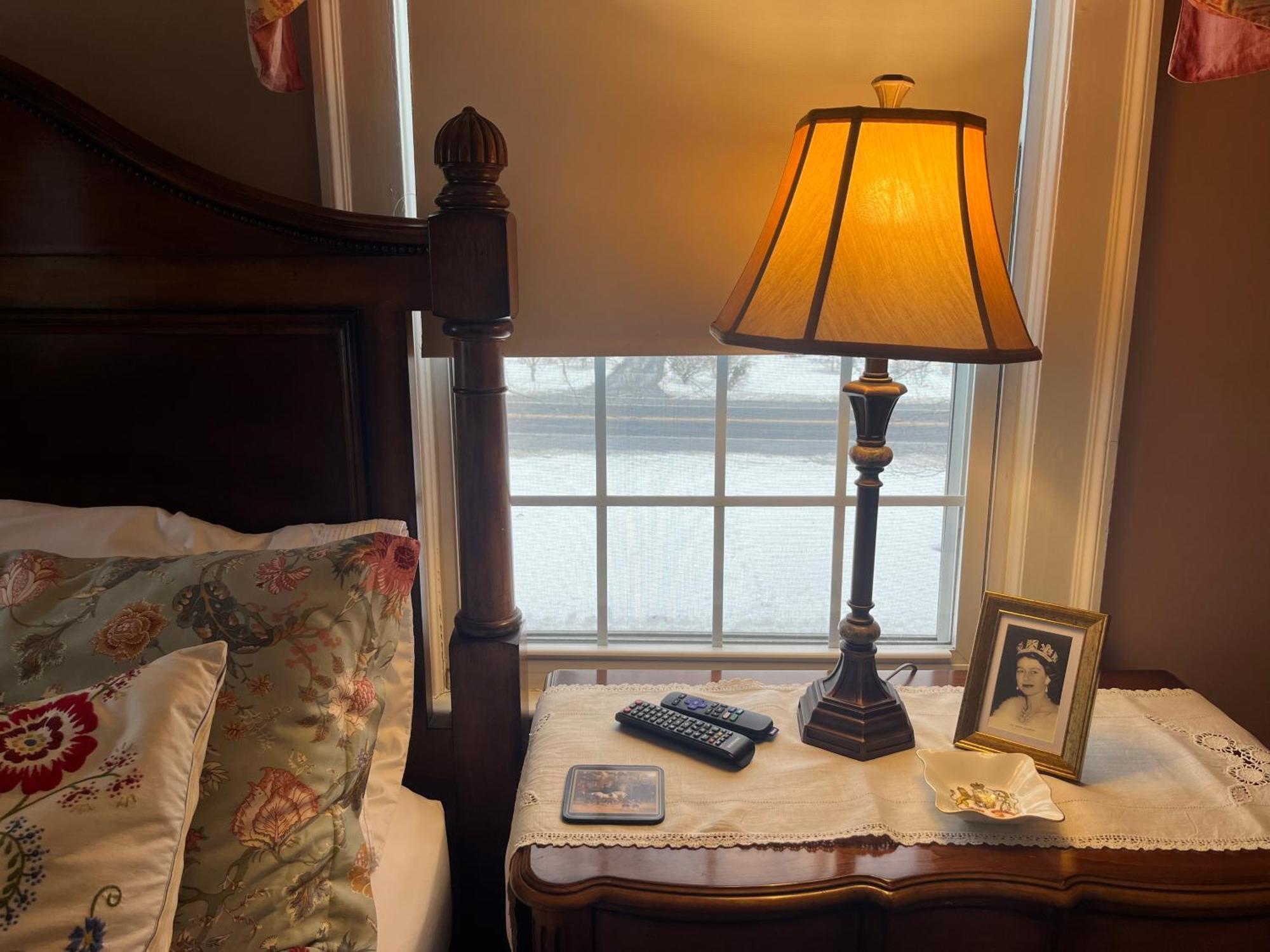 Antique1242 British Bed & Breakfast Enfield Buitenkant foto